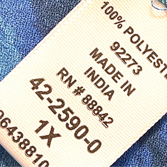 🌺CATHERINES Colorful Tunic Top🌺 - Picture 9 of 16